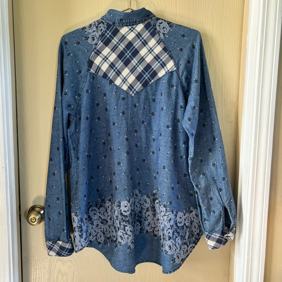 Free People Dottie Over You Chambray Button Up Floral and Plaid Blouse Size L - Picture 5 of 7